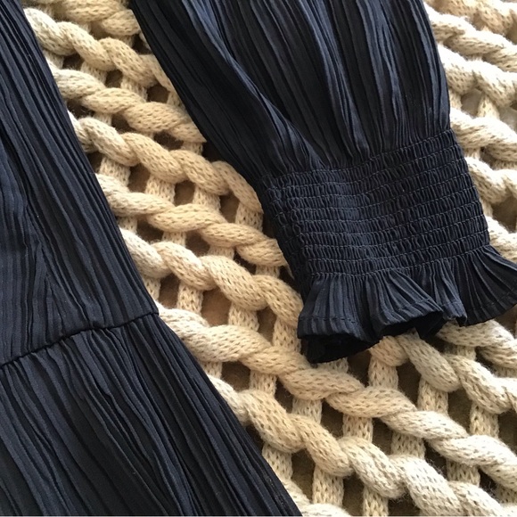 NWT LOFT Black dress spring summer lightweight size medium - Picture 4 of 7